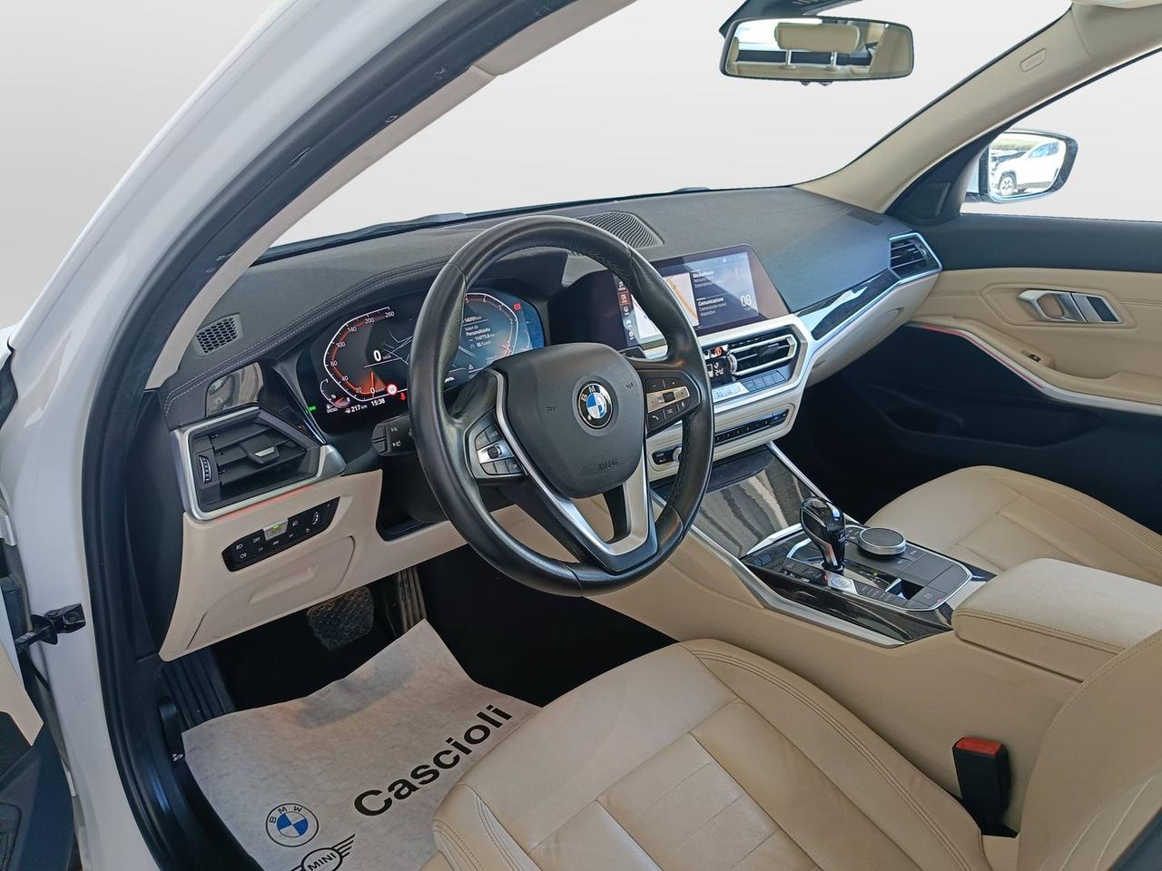 BMW Serie 3 G21 2019 Touring - 320d Touring Luxury auto