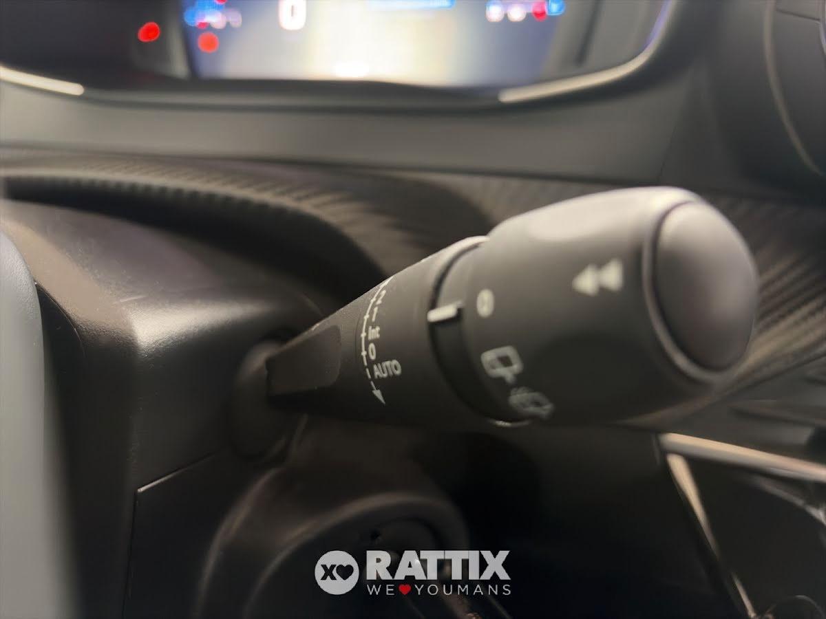 Peugeot 2008 1.2 Puretech 100CV Allure