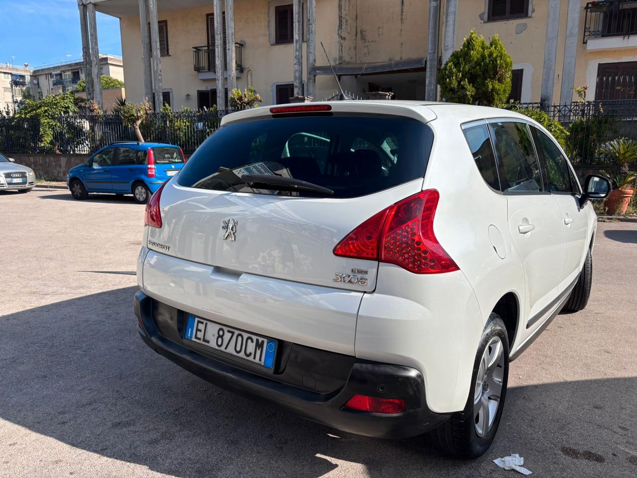 Peugeot 3008 1.6 e-HDi 112CV cambio robotizzato Stop&Start Active