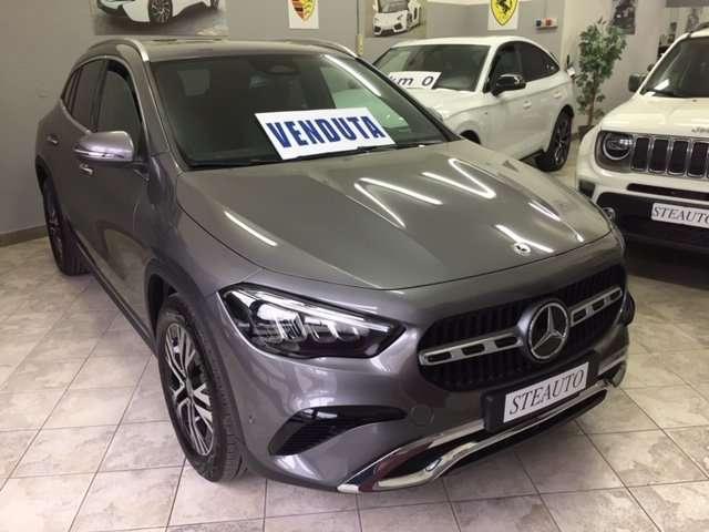 Mercedes-Benz GLA 200 "PROGRESSIVE" AUTOMATICA