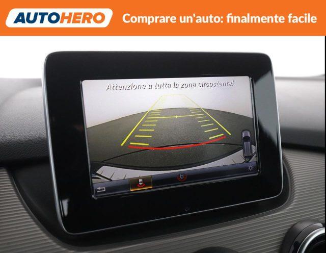 MERCEDES-BENZ B 180 d Business