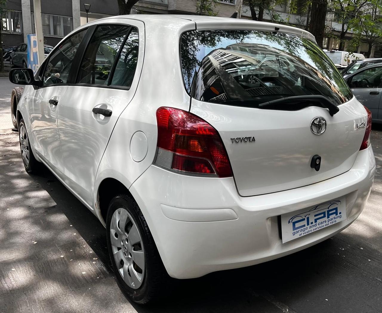Toyota Yaris 1.0 3 porte