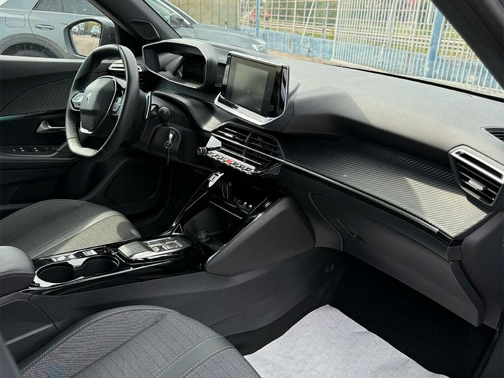 Peugeot 2008 BlueHDi 130 S&S EAT8 Allure IN PROMO