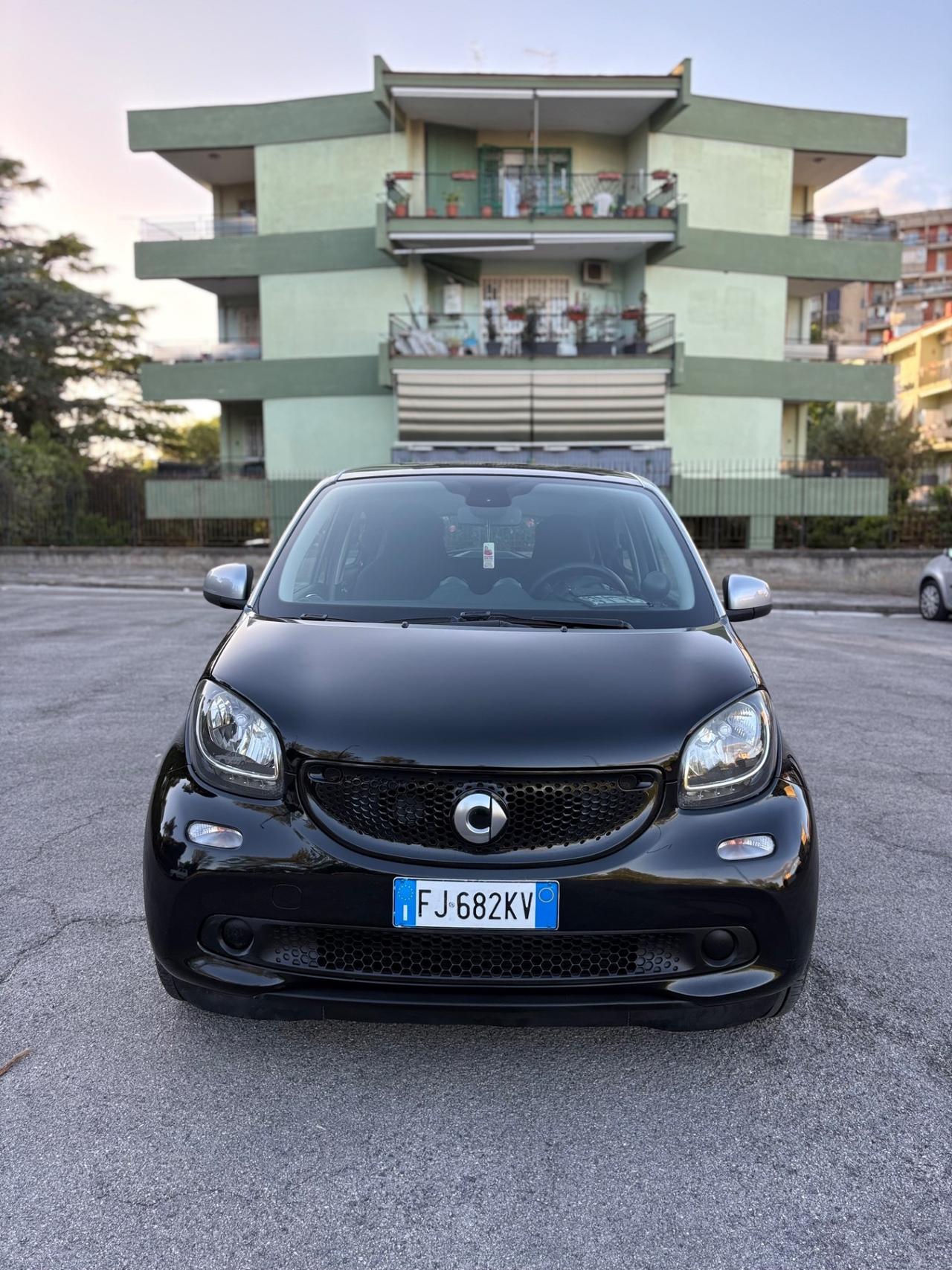 Smart ForFour AUTOMATICA 1.0 Benzina 70cv