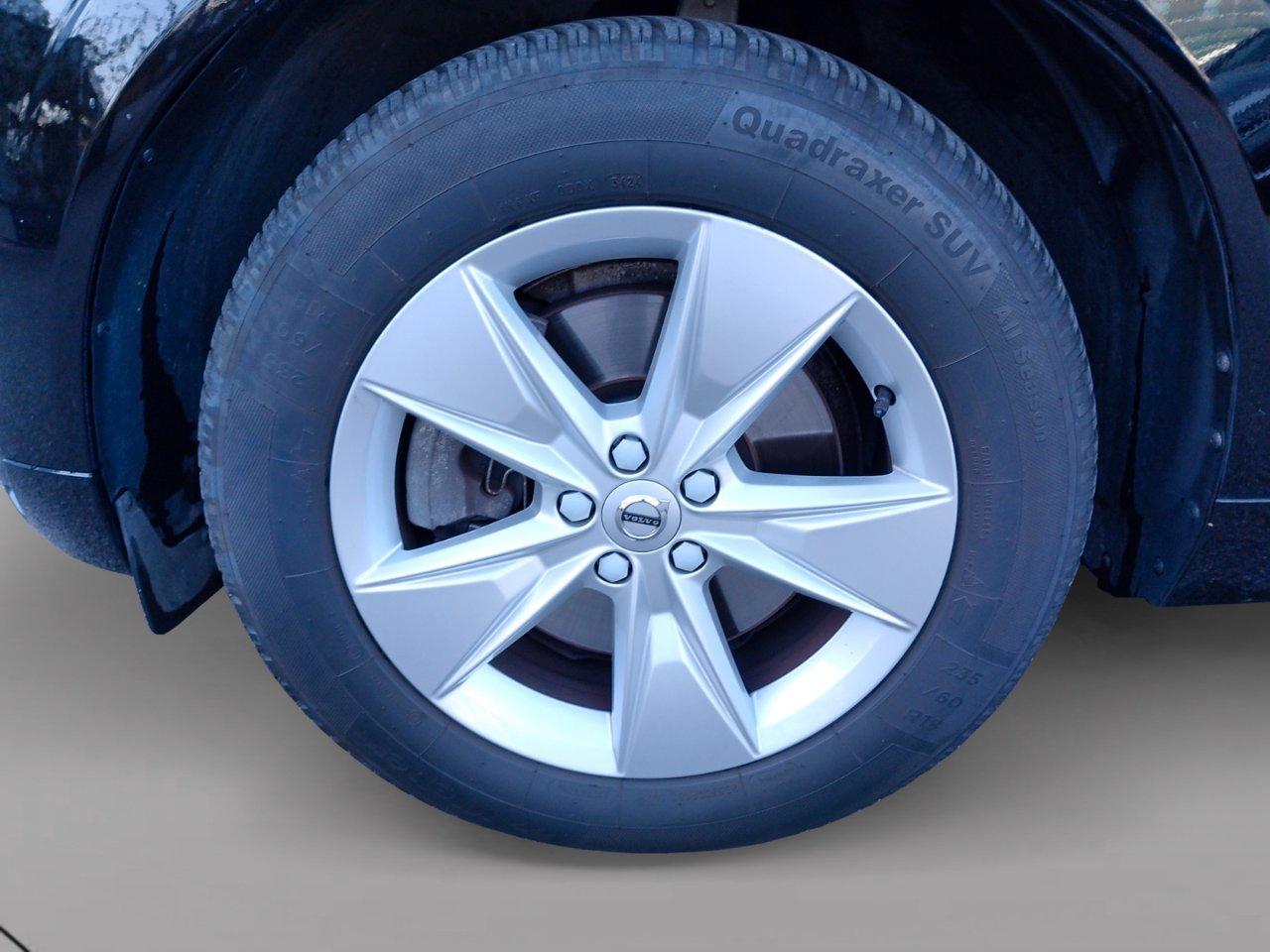 Volvo XC60 2.0 b4 Core awd auto