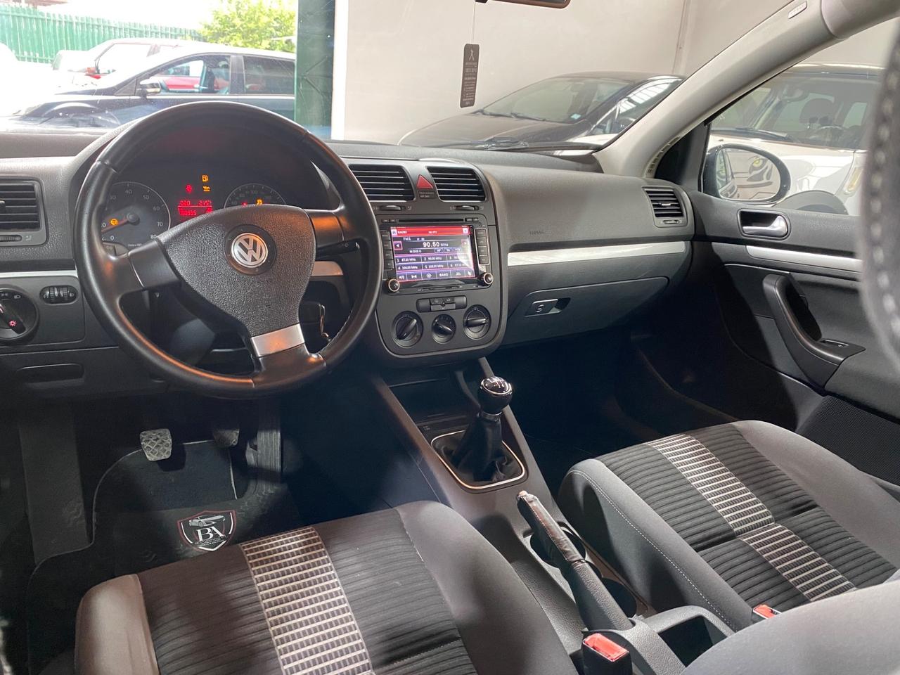 Volkswagen Golf 1.6 5p. Comfortline