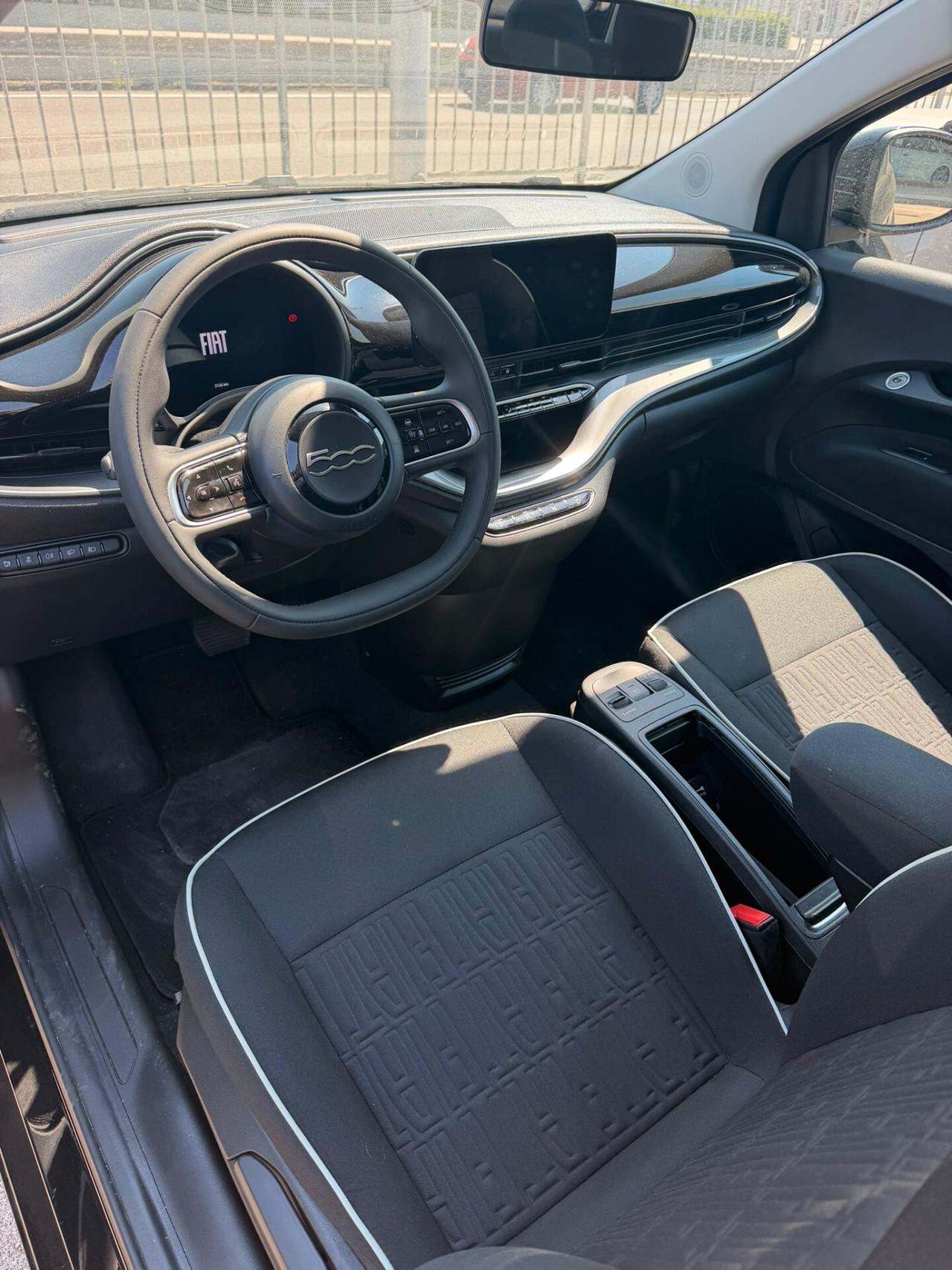 Fiat 500 500e Berlina 23,8 kWh Entry+Pack Tech