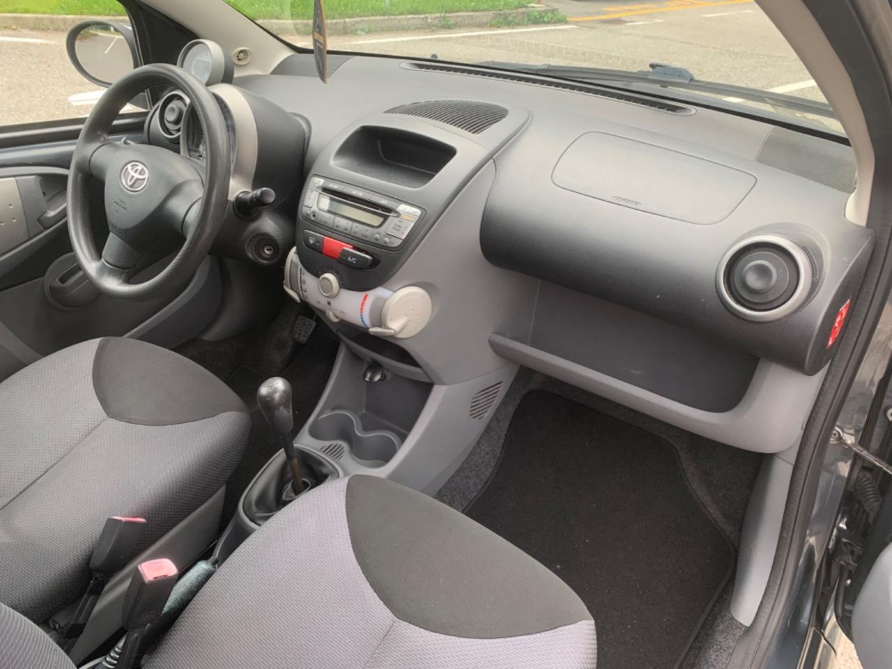 Toyota Aygo 1.0 12V VVT-i 3 porte adatta per i neopatentati