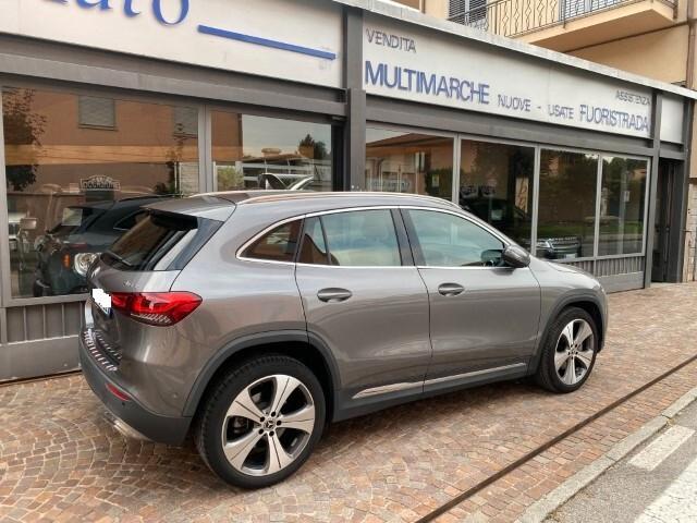 Mercedes-Benz GLA 220 d Automatic 4Matic Sport Plus