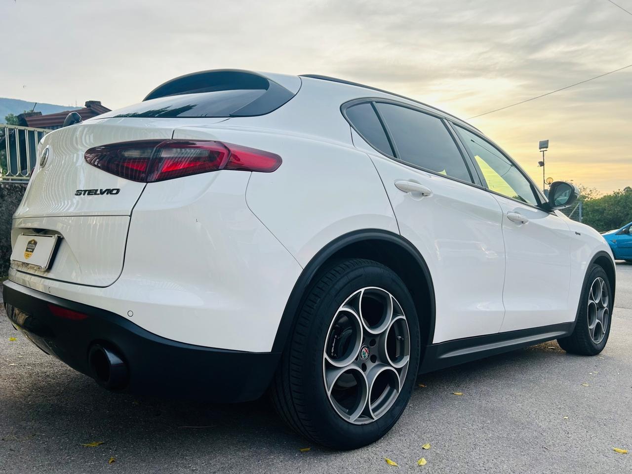 Alfa Romeo Stelvio 2.2 Turbodiesel 190 CV AT8 Q4 Sprint