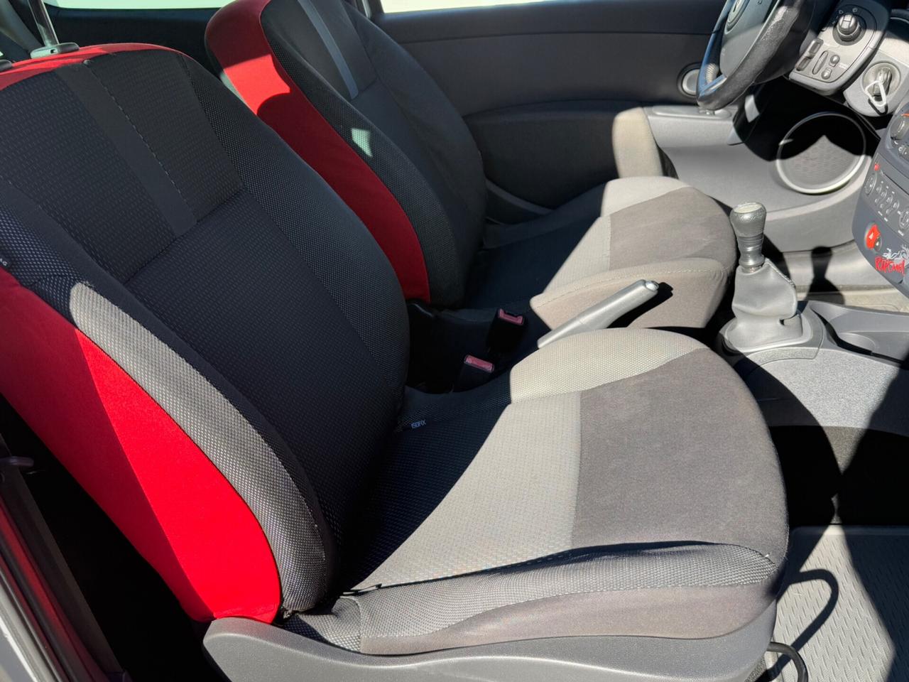 Renault Clio 1.2 16V 3 porte Rip Curl