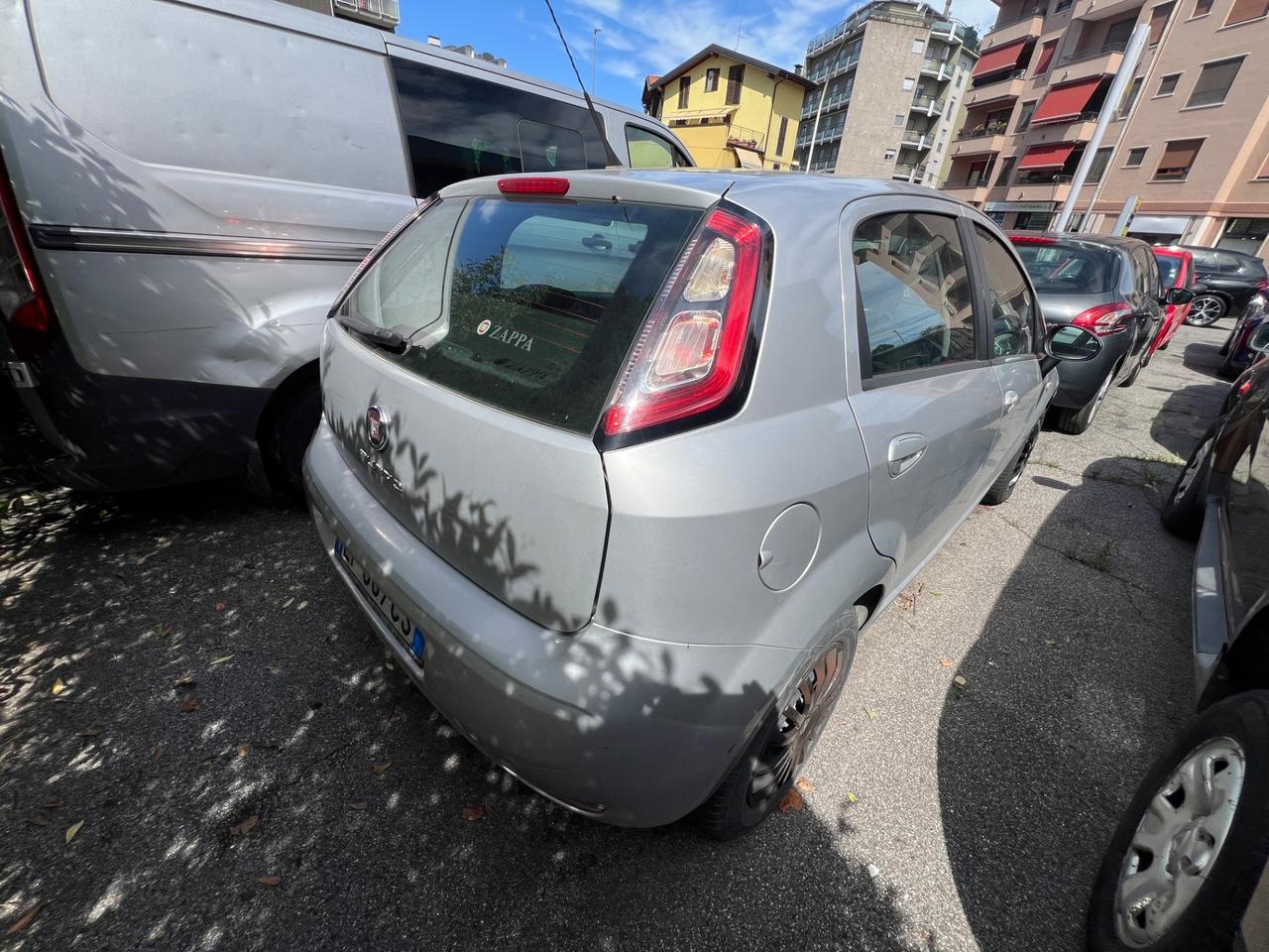 Fiat Punto 1.3 MJT II 75 CV 5 porte Easy