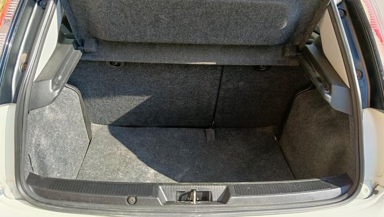 FIAT PUNTO 1.3 MTJ-2010