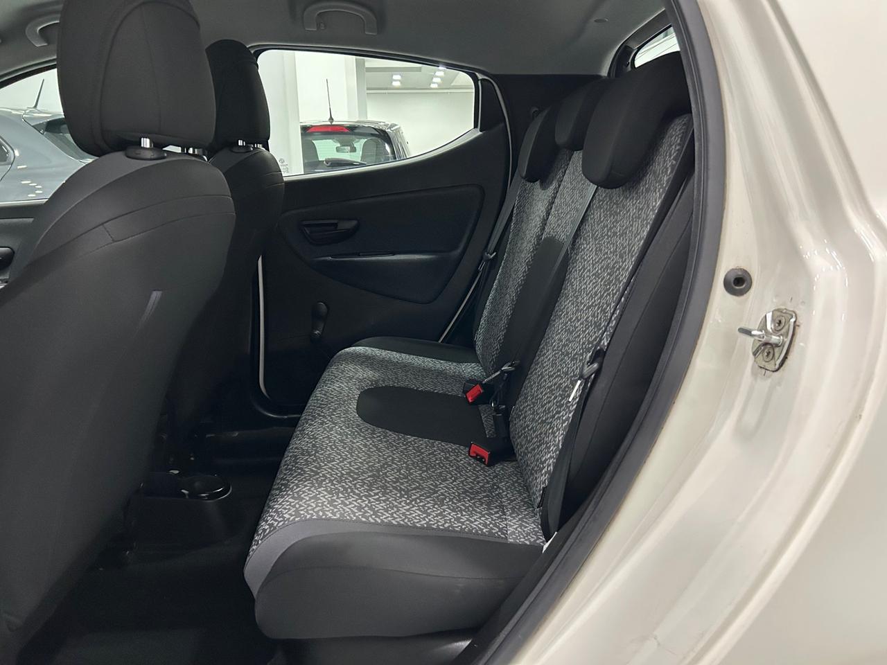 Lancia Ypsilon 1.2 69 CV Elefantino Blu 33.000KM