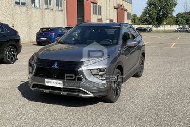 MITSUBISHI Eclipse Cross 2.4 MIVEC 4WD PHEV Instyle SDA Pack 0