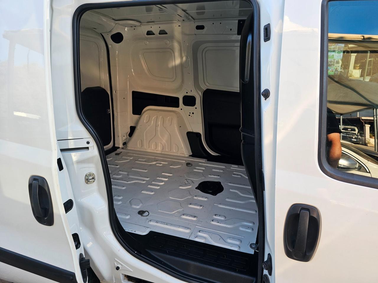 Fiat Doblò 1.3 MJT PC-TN Cargo Business