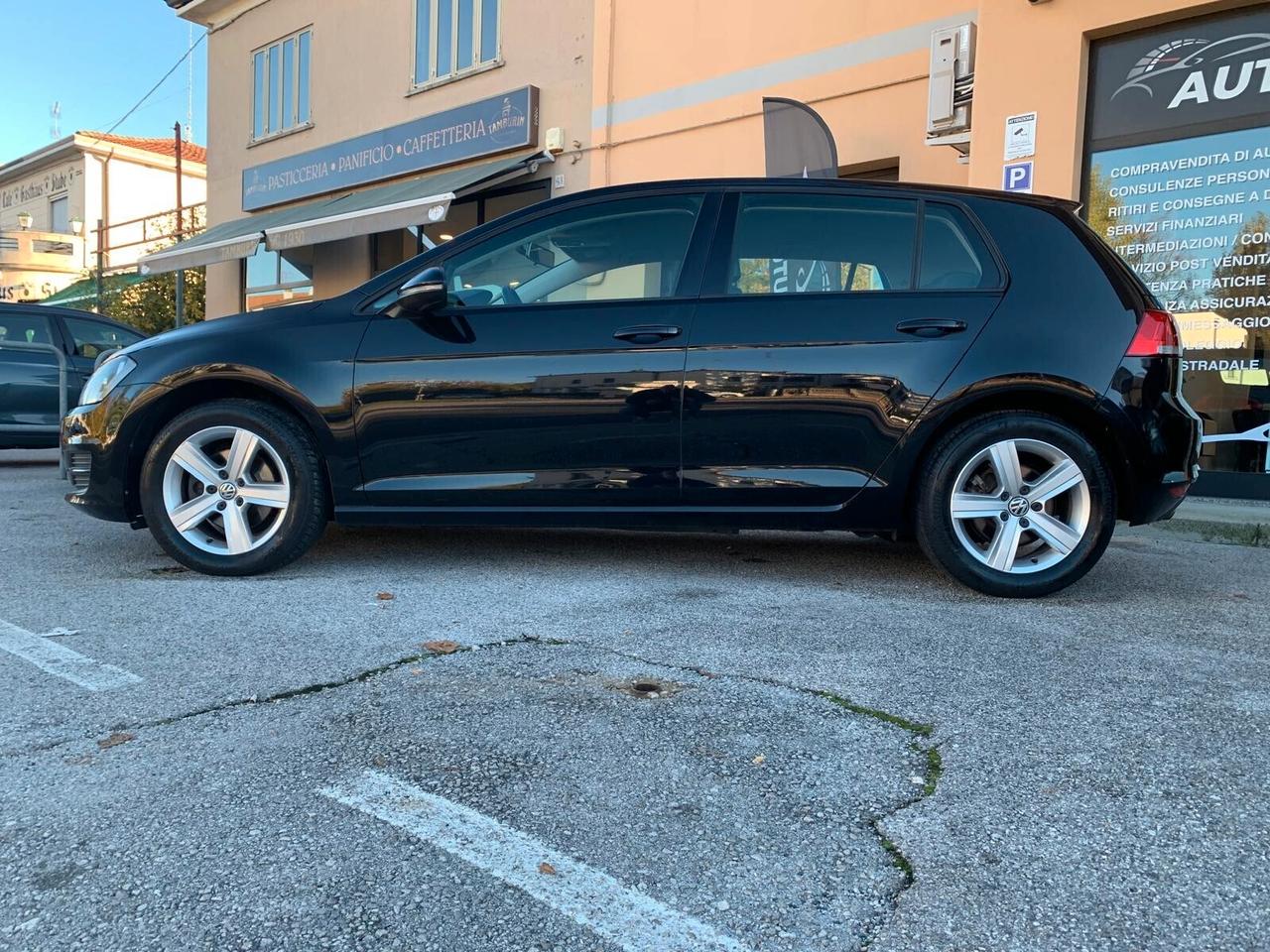 Volkswagen Golf VII 1.6 TDI 110 CV 5p. Neopatentati