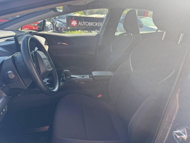 TOYOTA Prius 2.0 Plug-in Hybrid Lounge