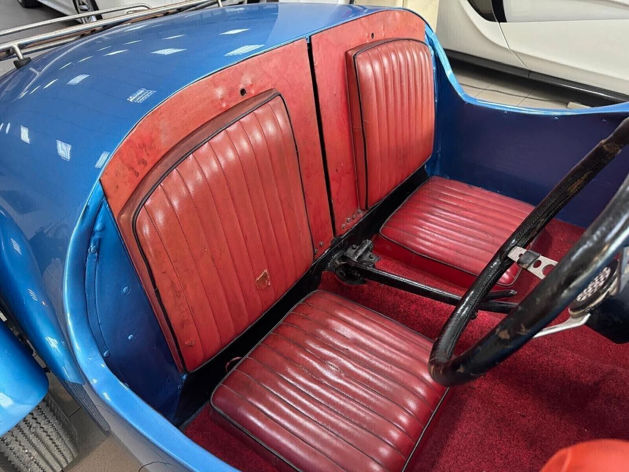 Ford V8 3.6 100 HP DEL 1937 SU BASE MODEL 18 REPLICA RESTAURATA FUNZIONANTE SUBITO DISPONIBILE