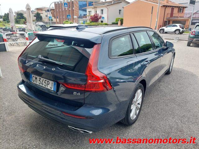 VOLVO V60 B4 (d) Geartronic Momentum Business