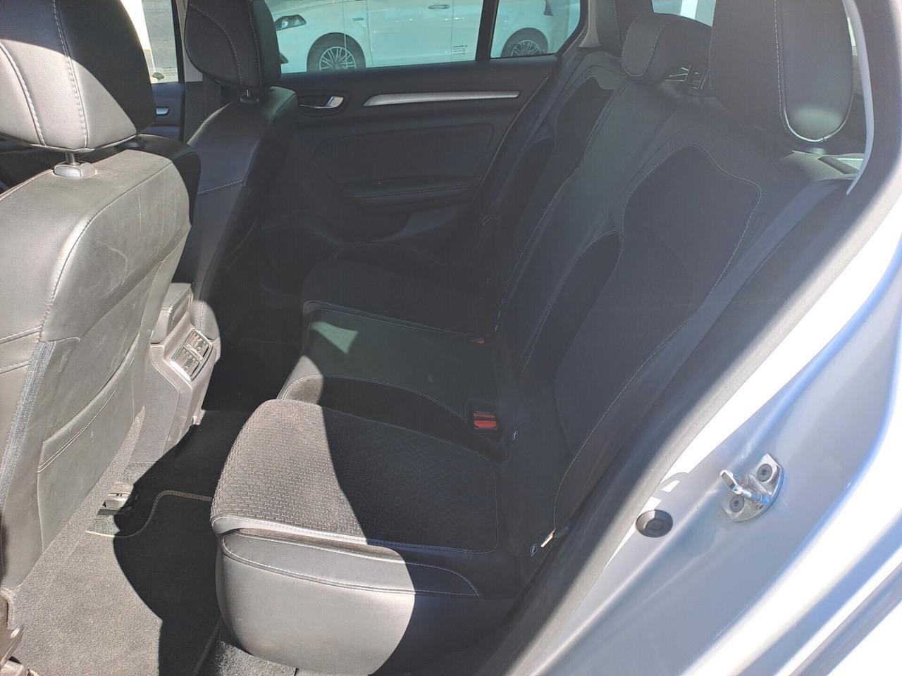 Renault Megane Blue 1.5 dCi 115 CV Intens 19