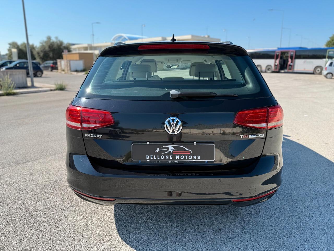 Volkswagen Passat Variant 1.6 TDI DSG Businessline BlueMotion