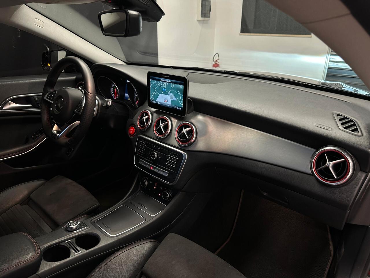 Mercedes-benz CLA 200 d Automatic Premium AMG