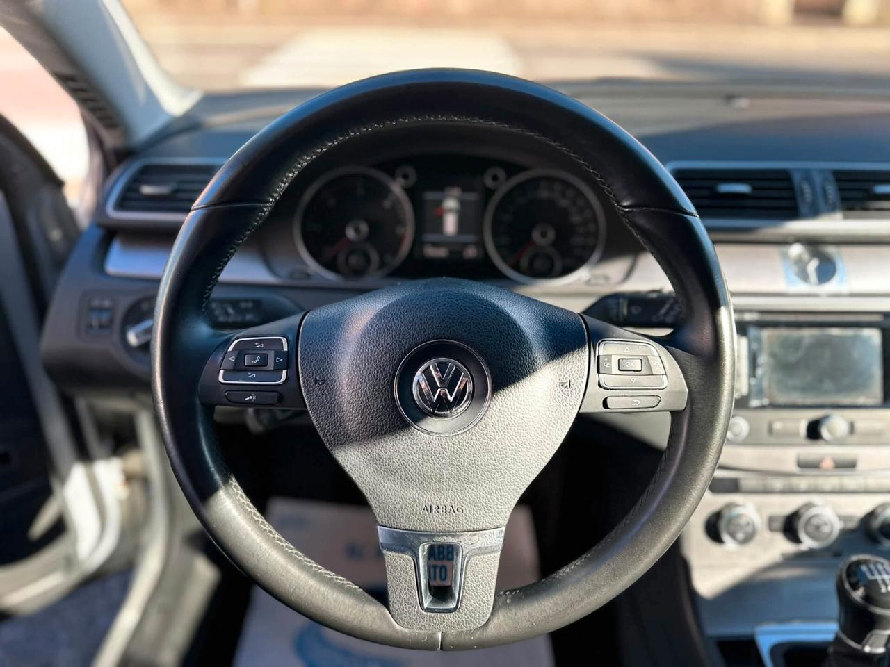 Volkswagen Passat 1.6 TDI Comfortline BlueM. Tech.