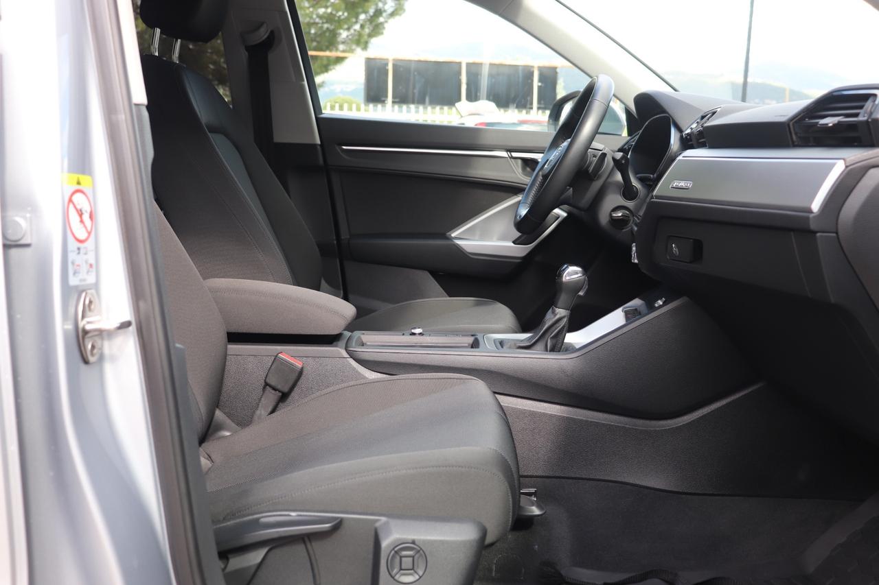 Audi Q3 40 TDI quattro S tronic Business Advanced
