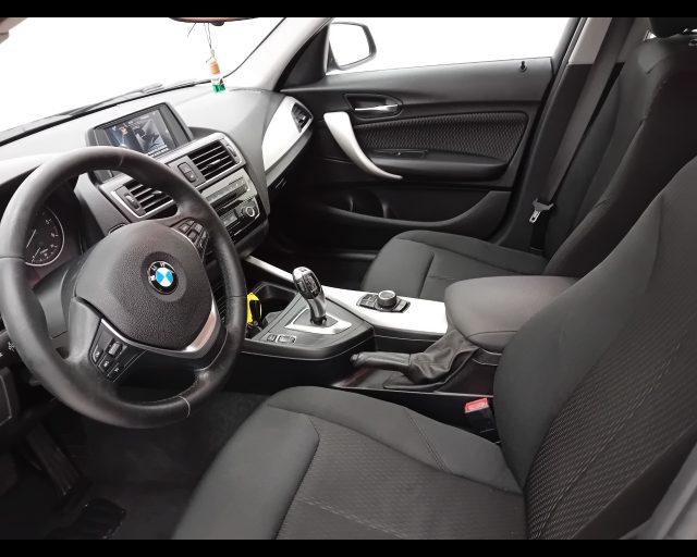 BMW 116 Serie 1 F/20-21 2015 - d 5p Advantage auto