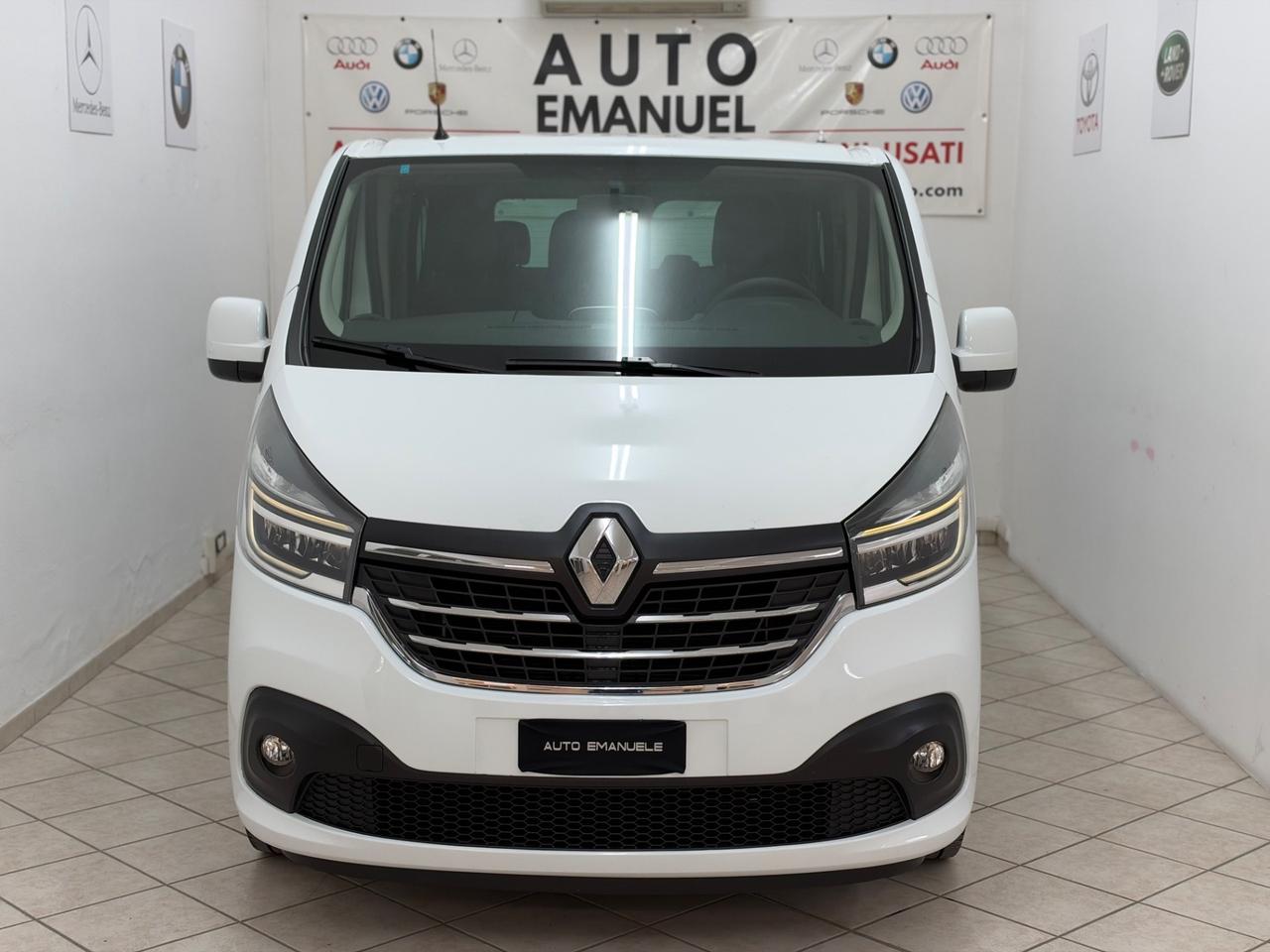 Renault Trafic 2.0 dCi 145CV 9Posti
