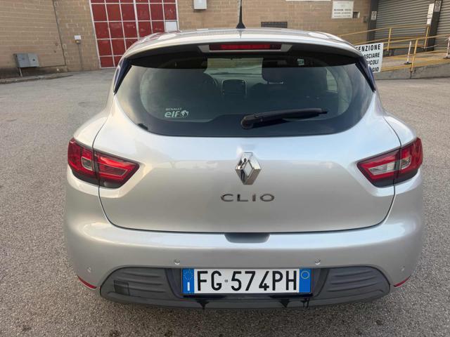 RENAULT Clio 1.2 75CV 5p senza nessun lavoro da fare