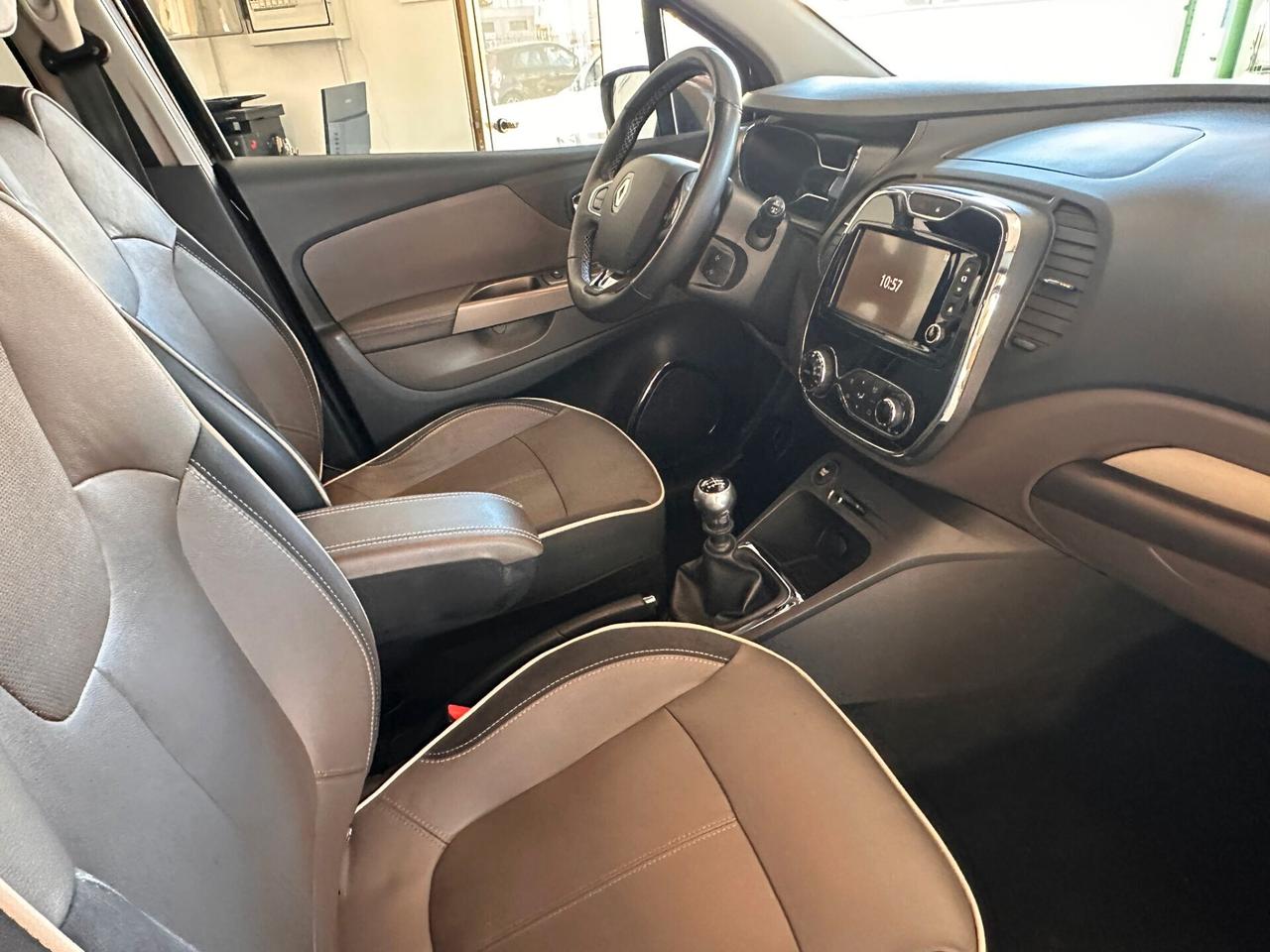 Renault Captur dCi 8V 110 CV Start&Stop Energy Iconic