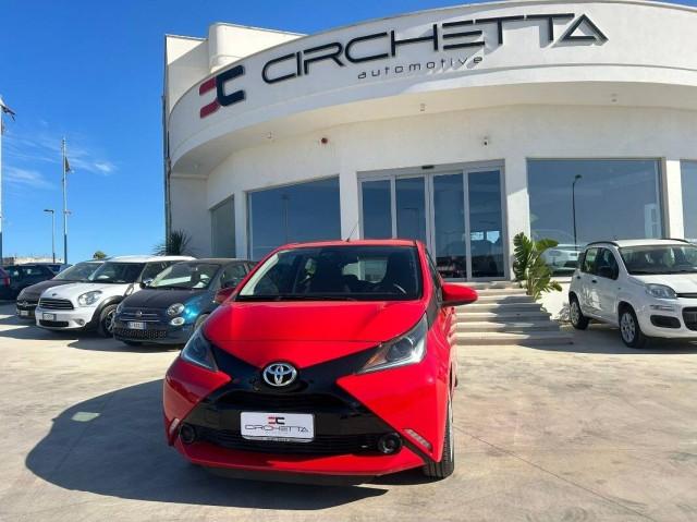 Toyota Aygo 1.0 x-business 5p
