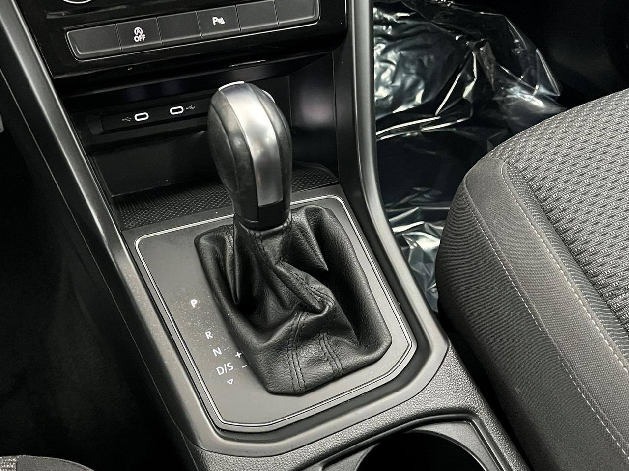 VOLKSWAGEN Touran III 2015 Touran 2.0 tdi Business dsg