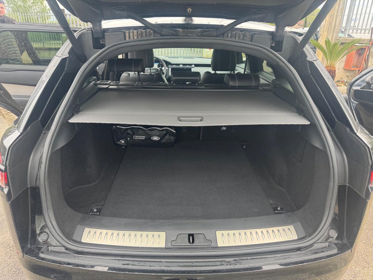 Land Rover Range Velar 2.0D I4 240 CV R-Dynamic S