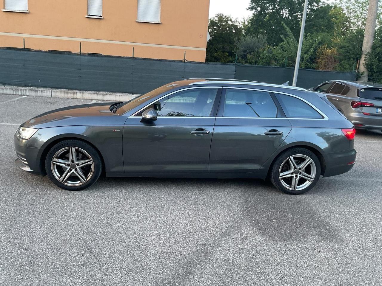 Audi A4 Avant 2.0 TDI 150 CV ultra S tronic Business Sport