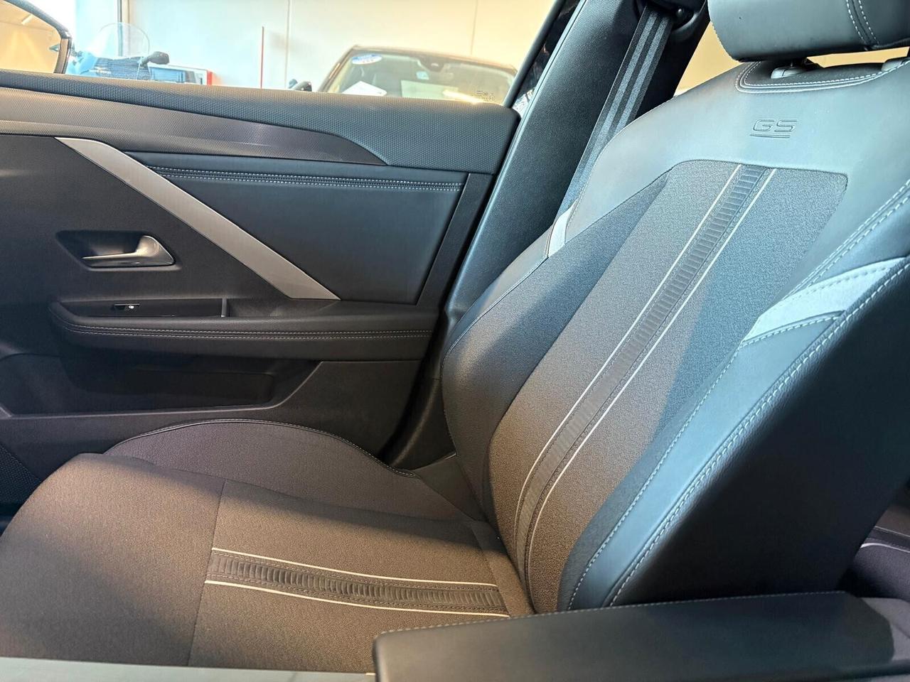 Opel Astra GS 1.2 Turbo 130 CV AT8 5p. SPOTICAR