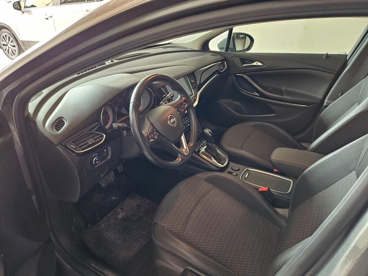 Opel Astra 1.6 CDTi 136CV Sports Tourer AUTOMATICA