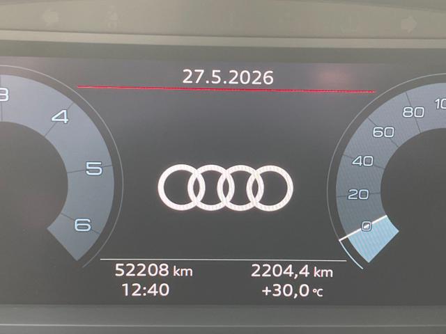 AUDI Q3 35 TDI S tronic Business