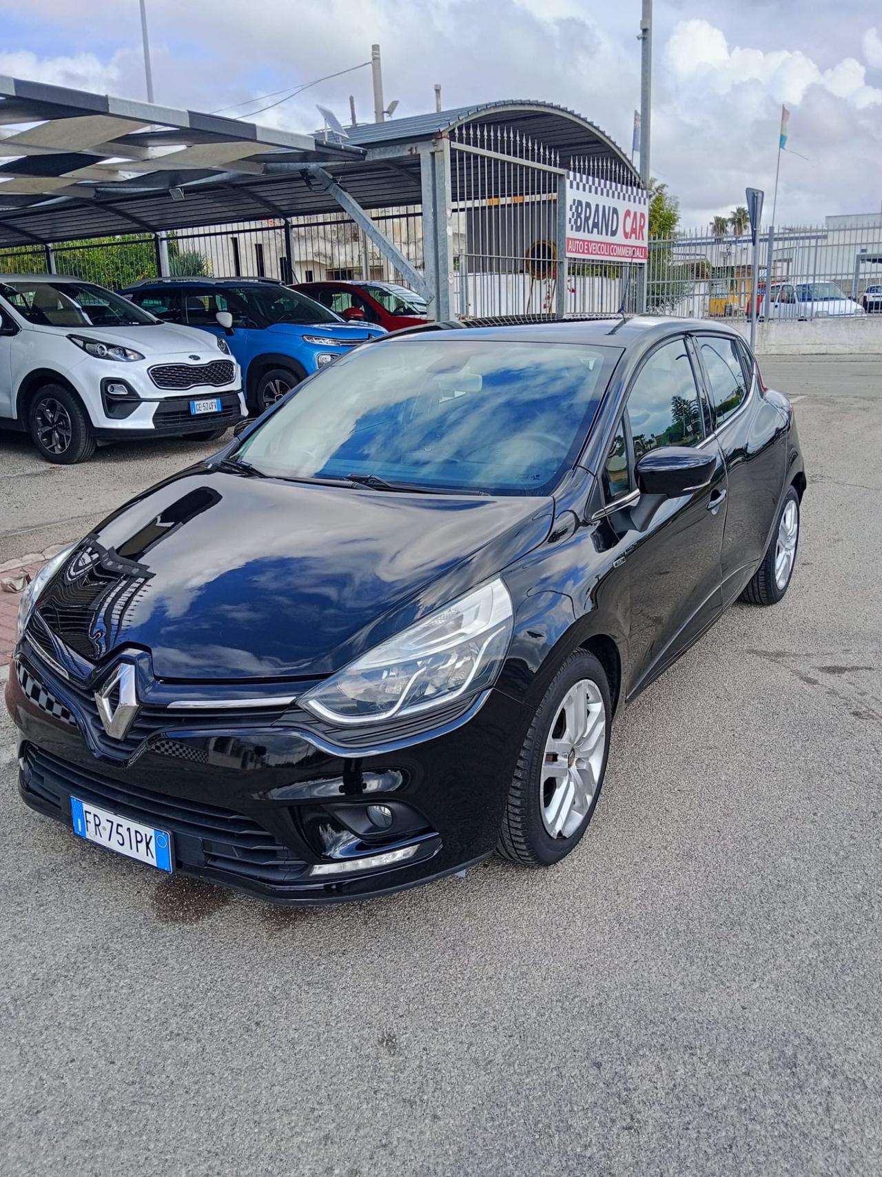 Renault Clio dCi 8V 75 CV Start&Stop 5 porte Energy Duel