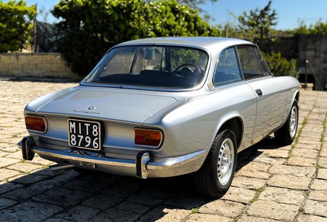 ALFA ROMEO GT 1750 Veloce Quadrifoglio ORO