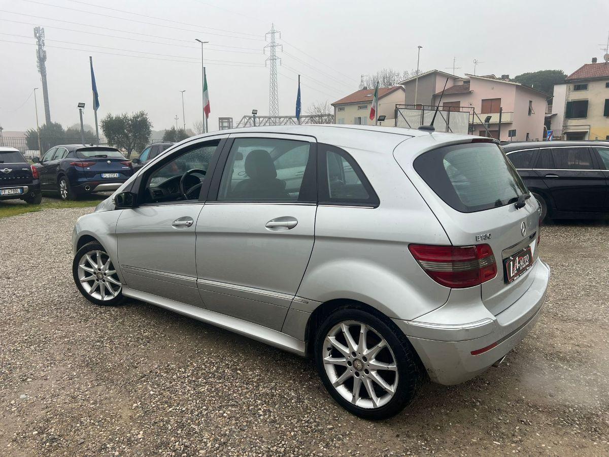 MERCEDES - Classe B - 180 CDI