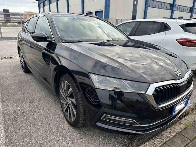 Skoda Octavia 2.0 TDI EVO SCR 150 CV DSG Wagon Style