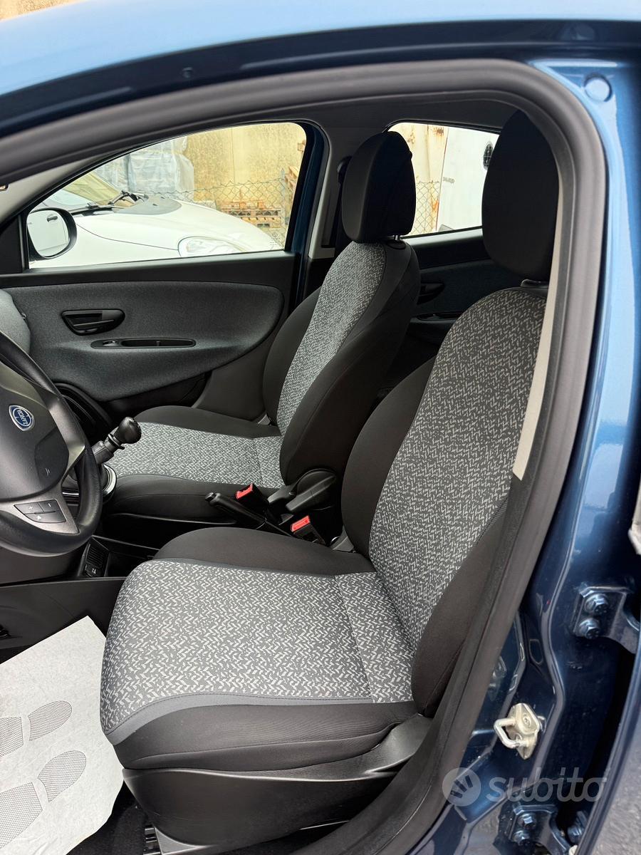 Lancia Ypsilon 1.0 firefly 5 porte