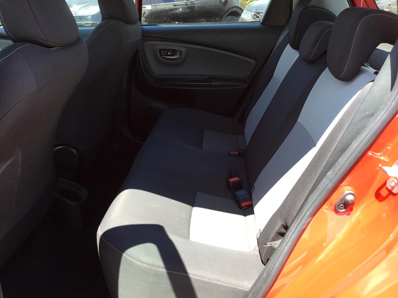 Toyota Yaris 1.0 5 porte Active