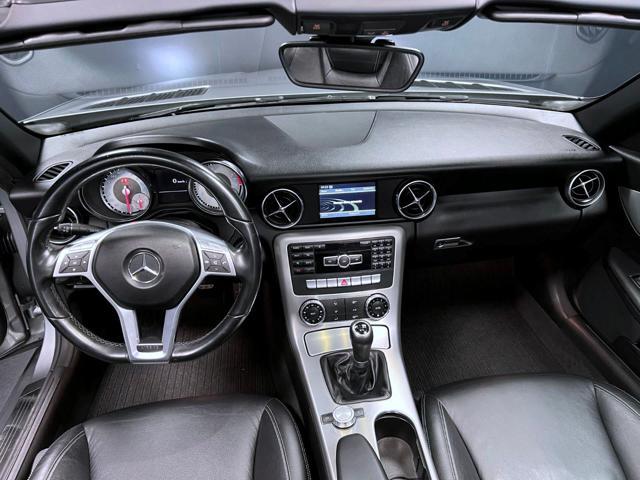 MERCEDES-BENZ SLK 200 CGI Sport
