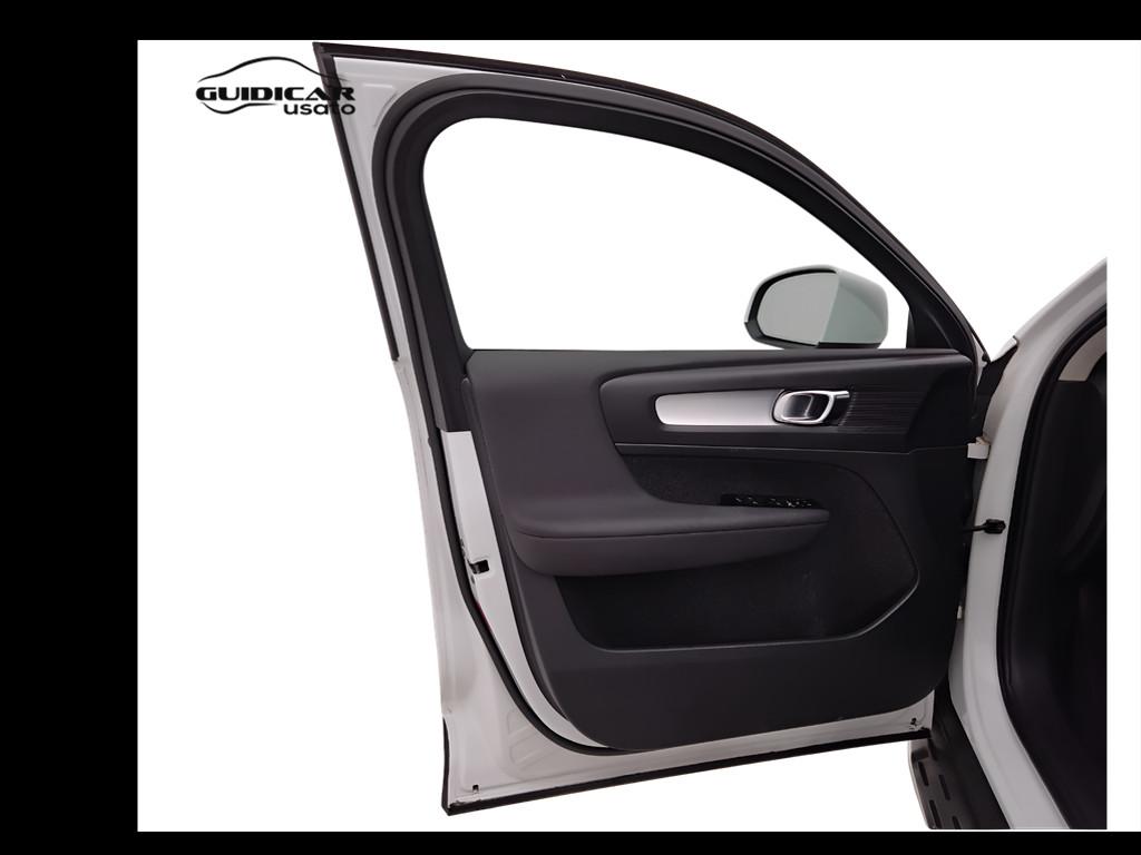 VOLVO XC40 - XC40 1.5 t2 Momentum Core my21