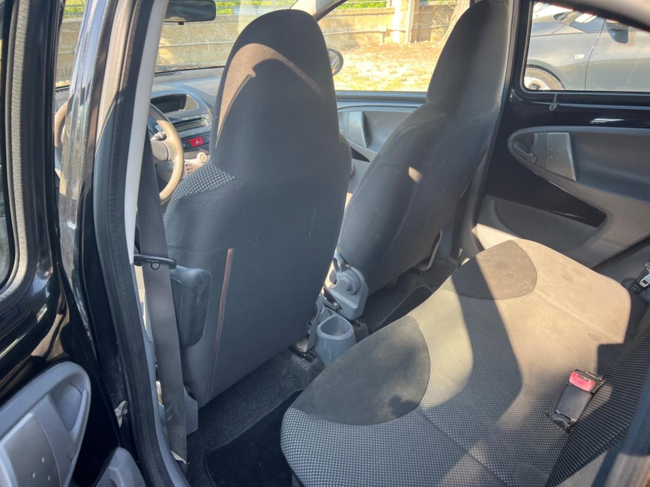 Toyota Aygo 1.0 12V VVT-i 5 porte Km 80000 !!!