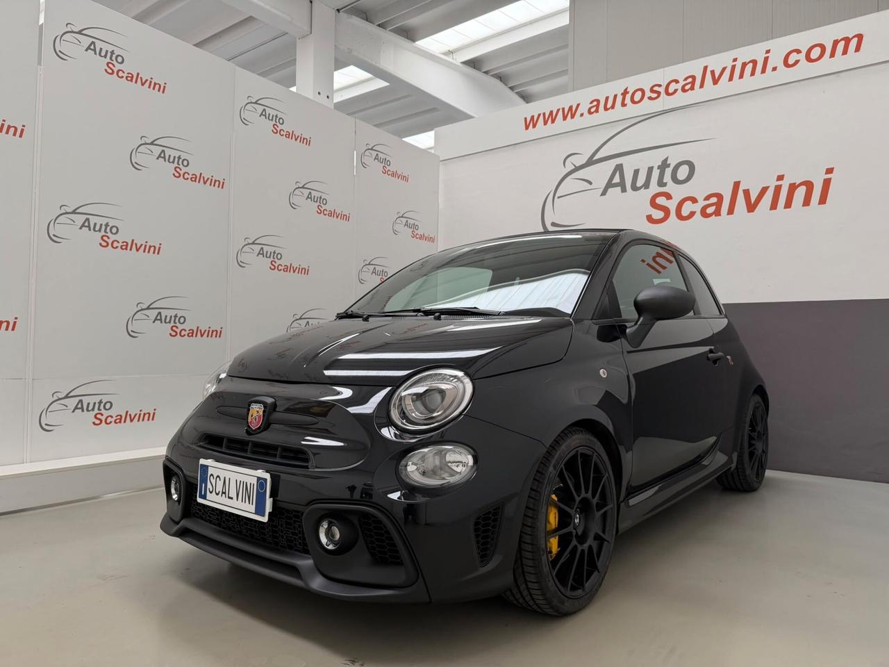 Abarth 695 C 1.4 Turbo T-Jet 180 CV M.T.A.